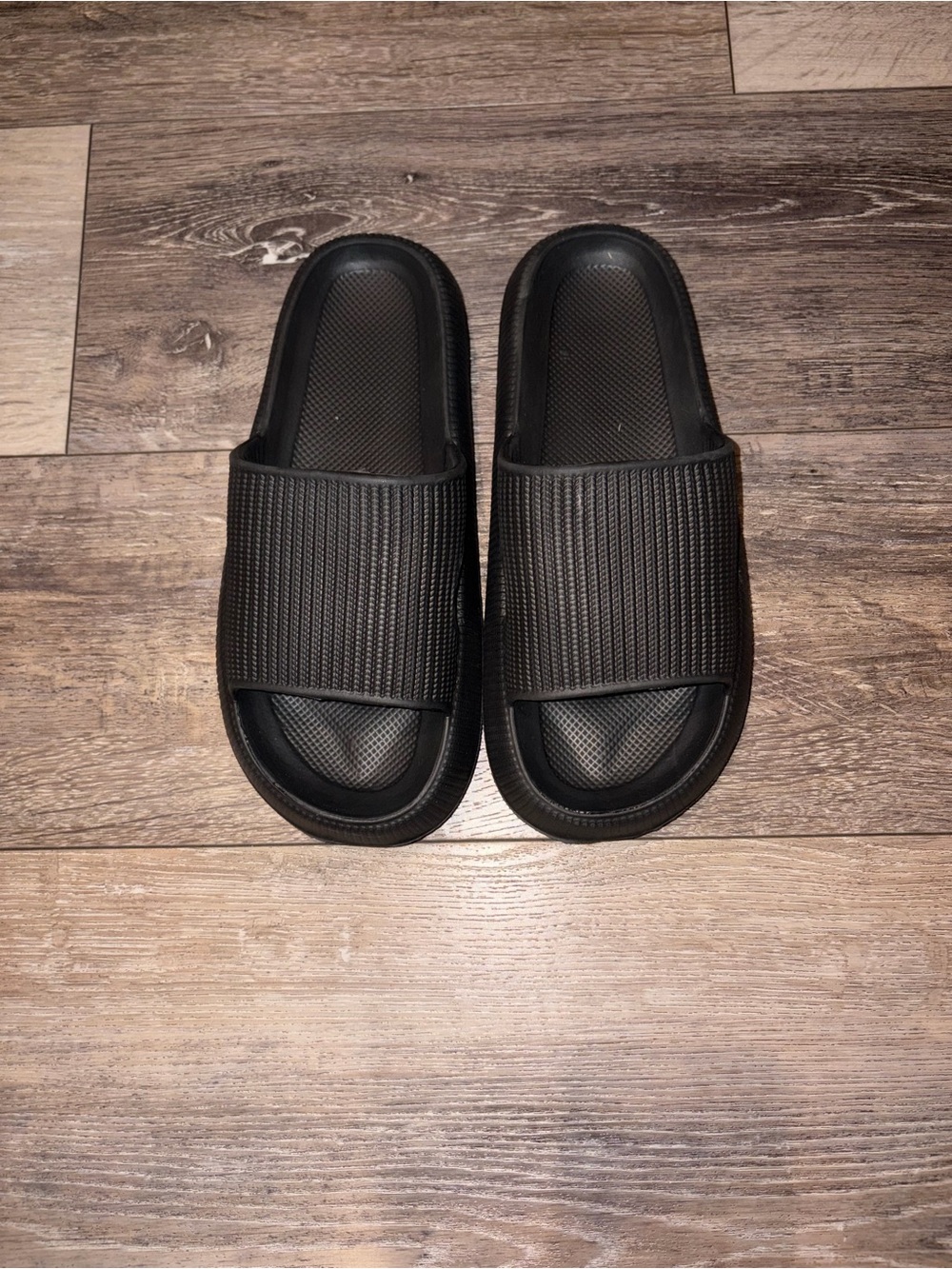 Women's Black Slide Sandals – Cushioned Everyday Comfort